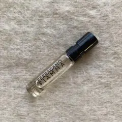 FERRAGAMO FIAMMA 香水 サンプルのサムネイル