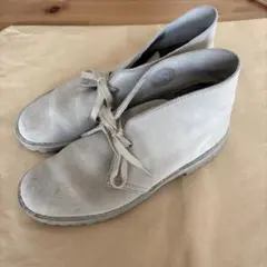 クラークスオリジナルス　チャッカブーツのサムネイル