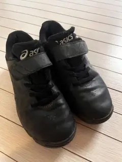 ミズノトレーニングシューズ22.5cmアシックススパイク22cm2足セット