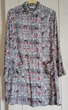LIBERTY　Savoir 果物と蝶のOrchard柄のロングシャツチュニックのサムネイル