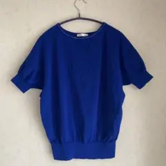 鮮やかなブルー 半袖ニットトップスのサムネイル