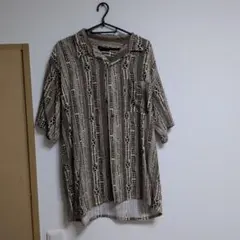 ブラウン系ストライプ柄半袖シャツ