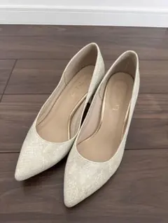 Le Talon スネークスキン風 ホワイトパンプス