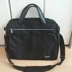 ワールドトラベラーのビジネスバッグ