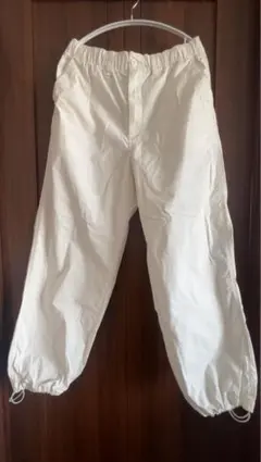 ユニクロ　レディース　カーゴパンツ