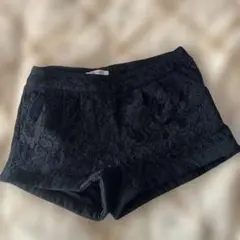 LIP SERVICE ブラックレースショートパンツ Sサイズのサムネイル