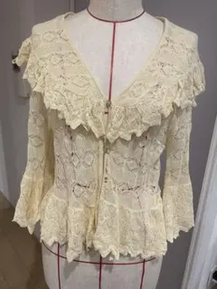ZARA✴︎レース編みクリーム色カーディガン