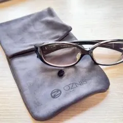 Item thumbnail for item ca103af9-342a-4610-8396-f9a56a1283e2