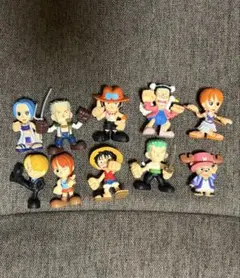 ワンピース　ミニフィギュア　10個