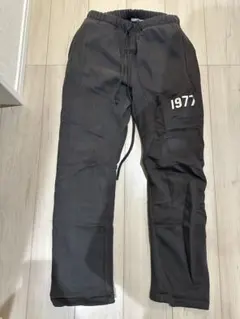 FEAR OF GOD ESSENTIALS 1977 SWEATPANTS