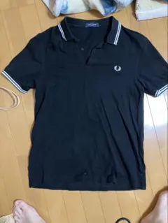 Fred Perry ポロシャツ ブラック 襟水色 - メルカリ