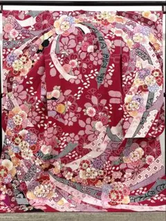 正絹　振袖と帯　総絞り 桜文様 赤系 正絹 振袖と帯 総絞り 桜文様 赤系 - メルカリ