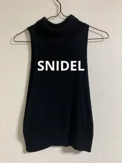 SNIDEL 黒色　ベストのサムネイル