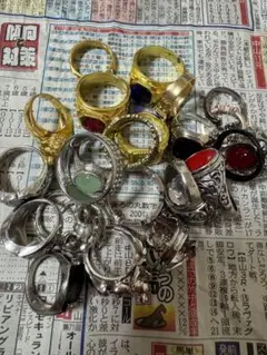 リングセット - 様々なデザイン。925の刻印入りシルバー製のものもございます。