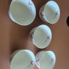 陶器製花模様ボウル5個セット