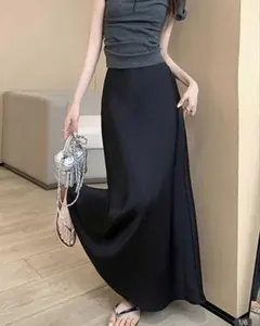 SHEIN ハイウエスト スリミング レトロサテンスカート XSのサムネイル