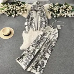 韓国デザイン　モダン　フード付き　フラワー　花柄　パンツセットアップ　ニット