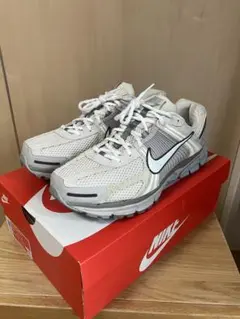未使用❗ナイキ　VOMERO 5 (GS) 24cm 楽天市場】【10,000円均一SALE】 NIKE ZOOM VOMERO 5 GS ナイキ ズーム