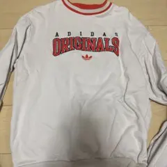 adidas トレーナー