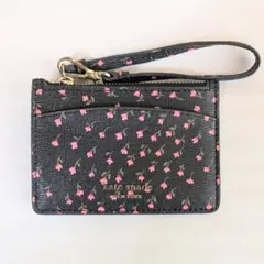 未使用美品　kate spade　カードケース　パスケース　フラワー　ブラック