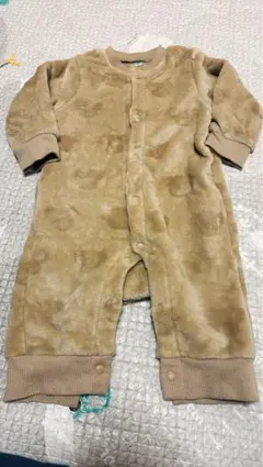 西松屋 もふもふくま柄ロンパース 80 前開きスナップ