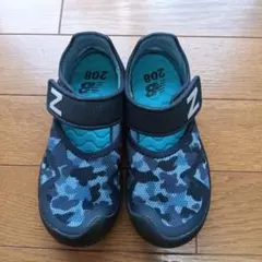 ニューバランス　ウォーターシューズ　サンダル　サイズ18cm