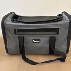 猫専用キャリーバッグ 本能的に落ち着く環境 3方向通気口 高反発クッション付き