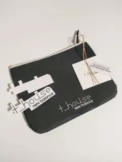 ニューバランスT-houseリサイクル素材ポーチ&ステッカーセット