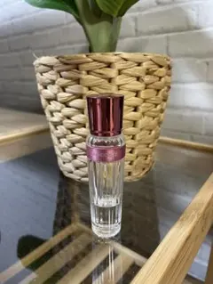 DECORTÉ 香水 ミニボトルのサムネイル
