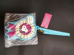 PEANUTS SNOOPY スヌーピー 未使用 パスケース 定期入れ