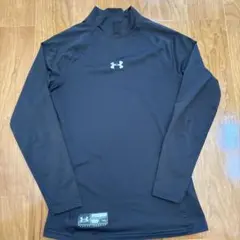 UNDER ARMOUR 夏用黒アンダーシャツ YXL