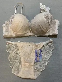 C80L 花柄刺繍×レース　ブラ＆ショーツセット　ピンク