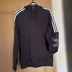 アディダスパーカー