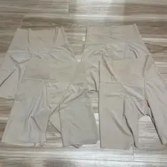 UNIQLO エアリズムシェイパーショーツ スムース　4分丈