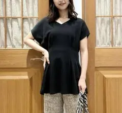 LOWRYS FARM 2WAYウエストタック　半袖カットソー　体型カバーのサムネイル