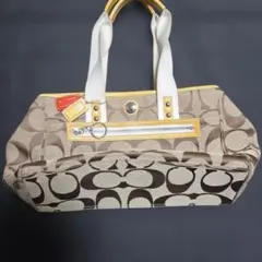 COACH シグネチャー トートバッグ ベージュのサムネイル