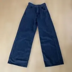 Levis シンチバギージーンズ　23インチ