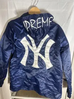 ナイロンジャケットシュプリーム