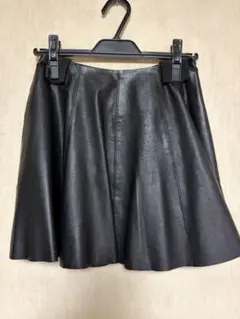 美品】アルページュストーリー フェイクレザーラップミニスコート