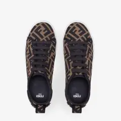 FENDI ロゴパターン 厚底スニーカー