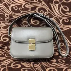 Item thumbnail for item 5c6f8f21-f4cb-410f-ba31-2f5a8e616091