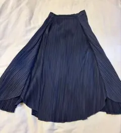 PLEATS PLEASEプリーツプリーズ ネイビー プリーツ ひざ丈スカートのサムネイル