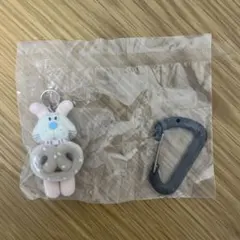 ICCHI うさぎ プレッツェル マスコット キーホルダー