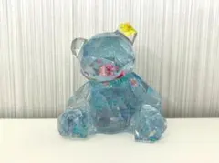 ハンドメイド 青色レジン製クマのオブジェ