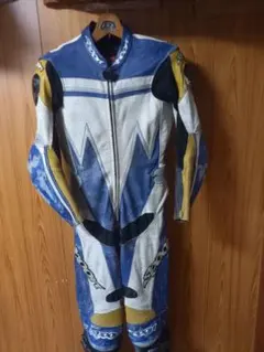 アトリエワン革ツナギXL程度 コミネ脊椎プロテクター付 - メルカリ