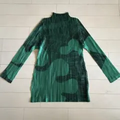 pleats please MIST SEPTEMBERmagenta新品未使用 MIST SEPTEMBER Top Grey – ISSEY MIYAKE EU