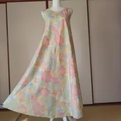 着物リメイク✿7マルキ本場白大島紬　　　　ノースリーブテント型フレアーワンピース 本場白大島紬】 7マルキカタス式 ～白寿泥～ ≪仕・中古美品
