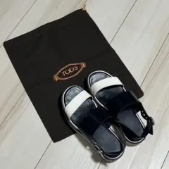 試着のみ　トッズ　サンダル 25cm相当　グリーン レザー　ミュール ウィメンズ サンダル & ウィメンズ ミュール