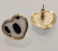 ハート型ピアス ダルメシアン柄