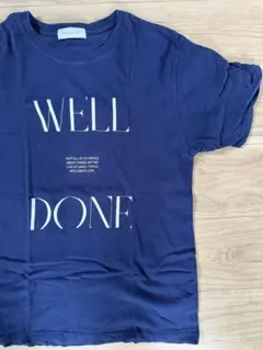 SIMPLICITE WELL DONE ロゴ 半袖Tシャツ ネイビーのサムネイル